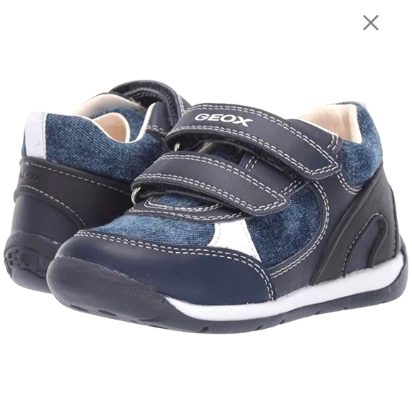NWOT Geox B Each Respira sneakers  US Size 4.5  Color Navy - Picture 1 of 13